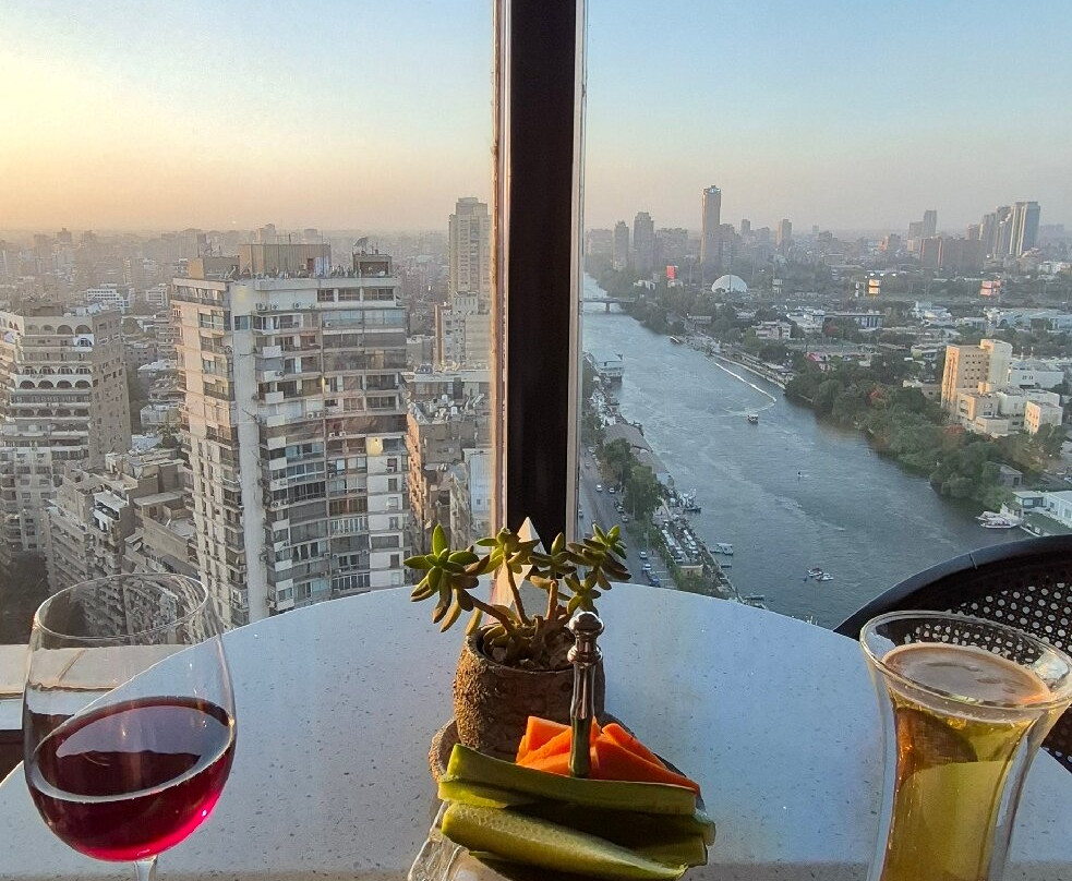 开罗喜来登酒店主图