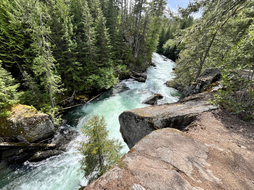 The Whistler Train Wreck Trail-惠斯勒必去景点