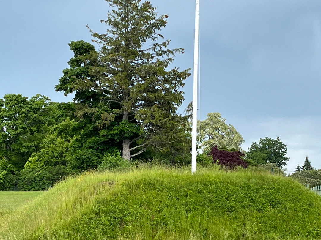 Fort Madison State Park-Castine必去景点