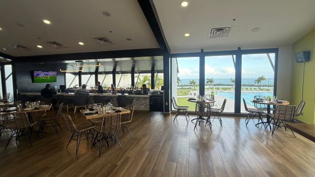 Holiday Inn 庞塞和热带娱乐场-旅行者