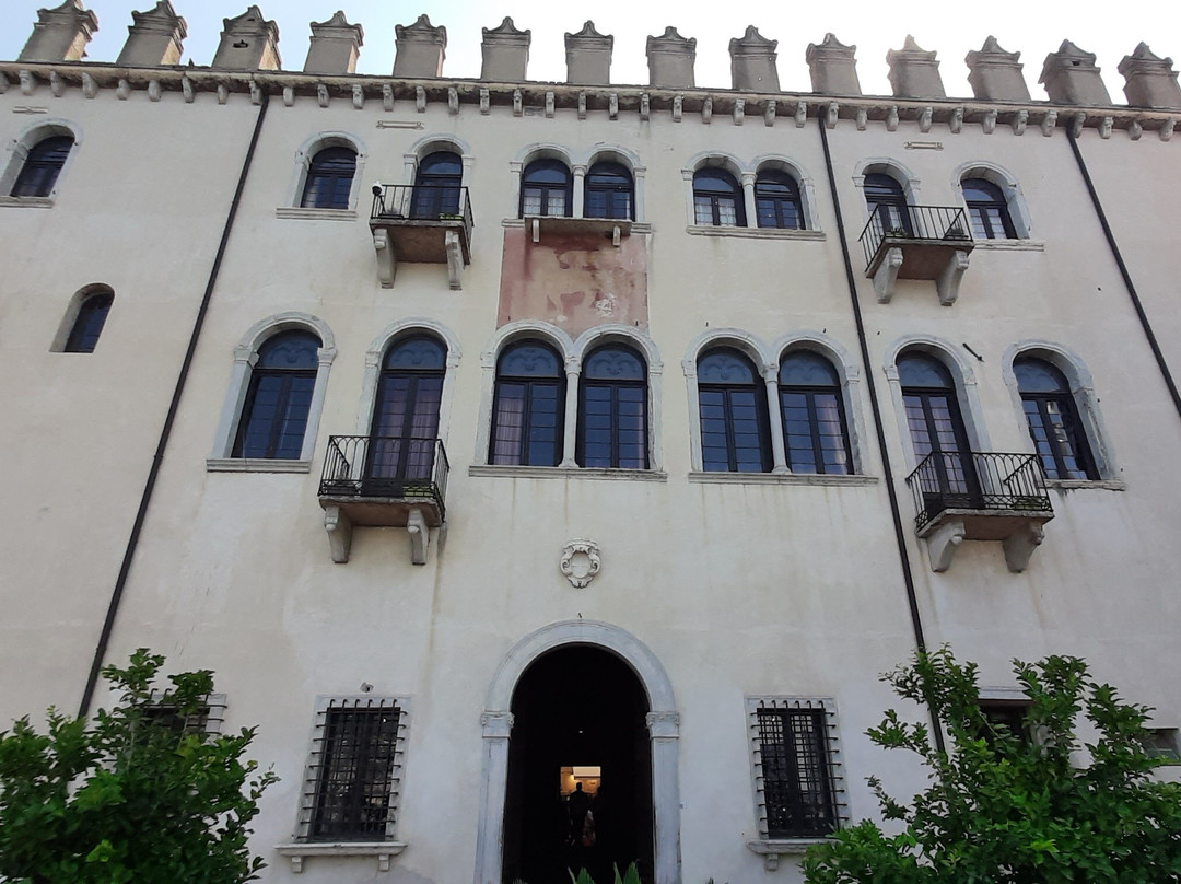 Palazzo dei Capitani di Malcesine-马切尔西涅必去景点