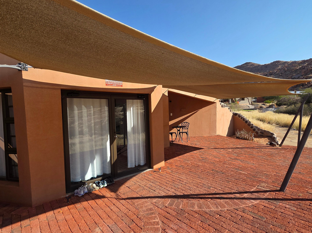 Barkhan Dune Retreat主图