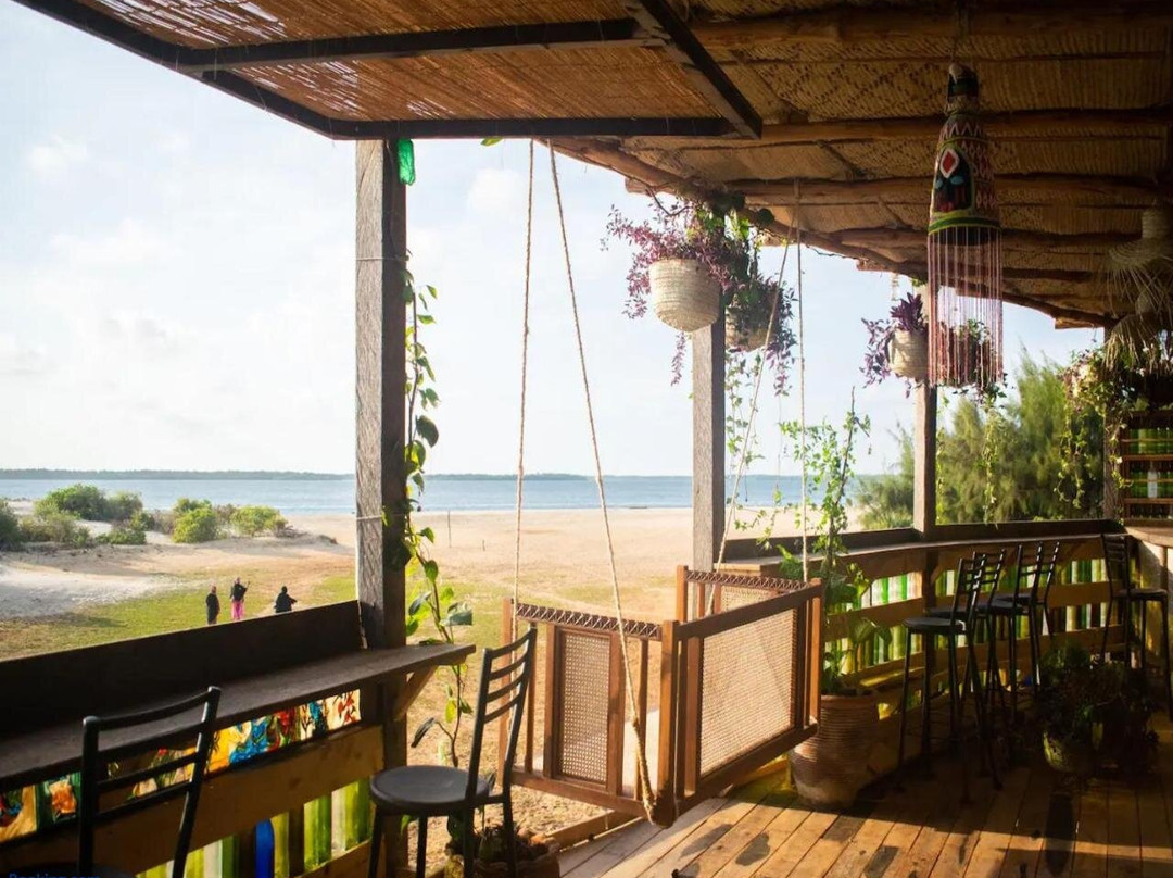 Kizingo Beach Eco Lodge