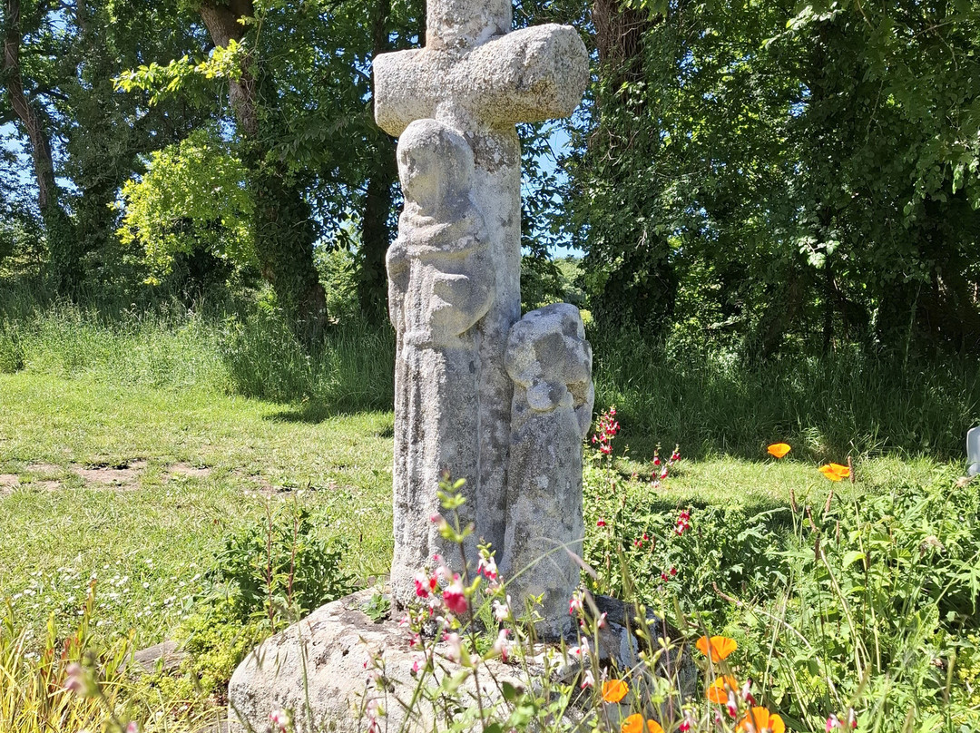 Chapelle Sainte-Anne-Doelan必去景点
