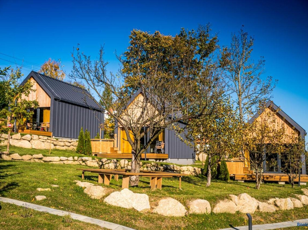DOMANDI - mountain holiday lodges