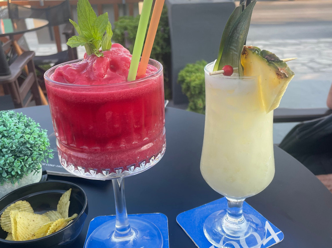 Es*Co*Bar Espresso Cocktail Bar-莱夫卡扎必去景点