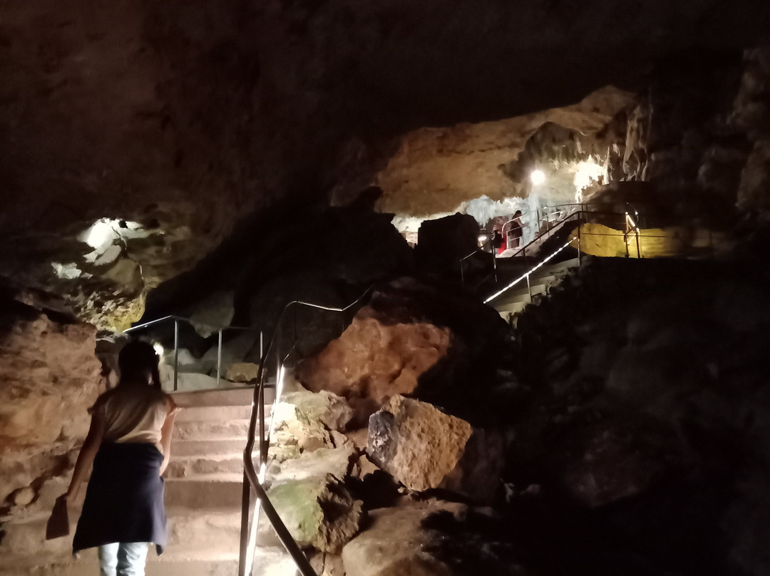 Les Grottes de La Balme-La Balme-les-Grottes必去景点