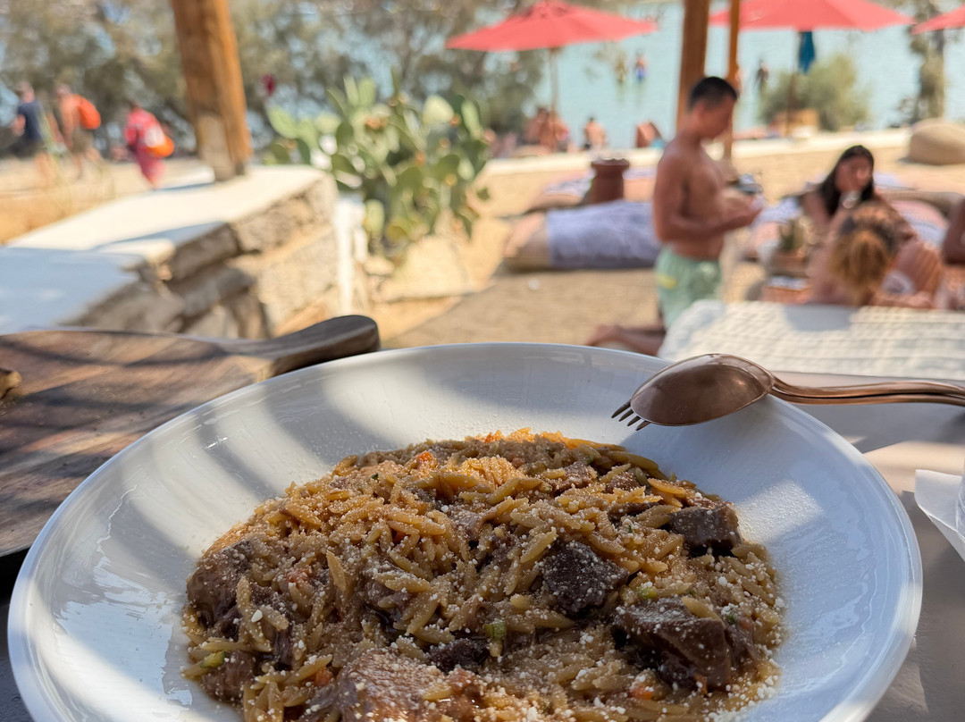 Monastiri Beach-纳乌萨必去景点