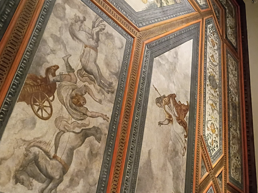 Schwarzenberský Palác-布拉格必去景点