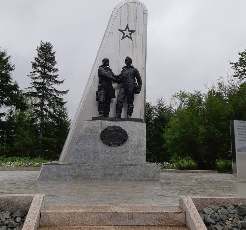 Monument to the Heroes of AlSib-Magadan必去景点