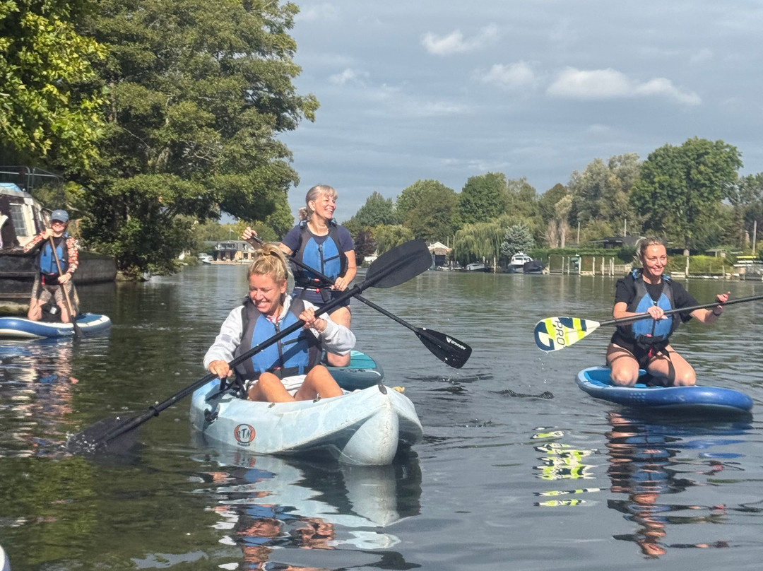 Henley Canoe Hire-泰晤士河畔亨利必去景点