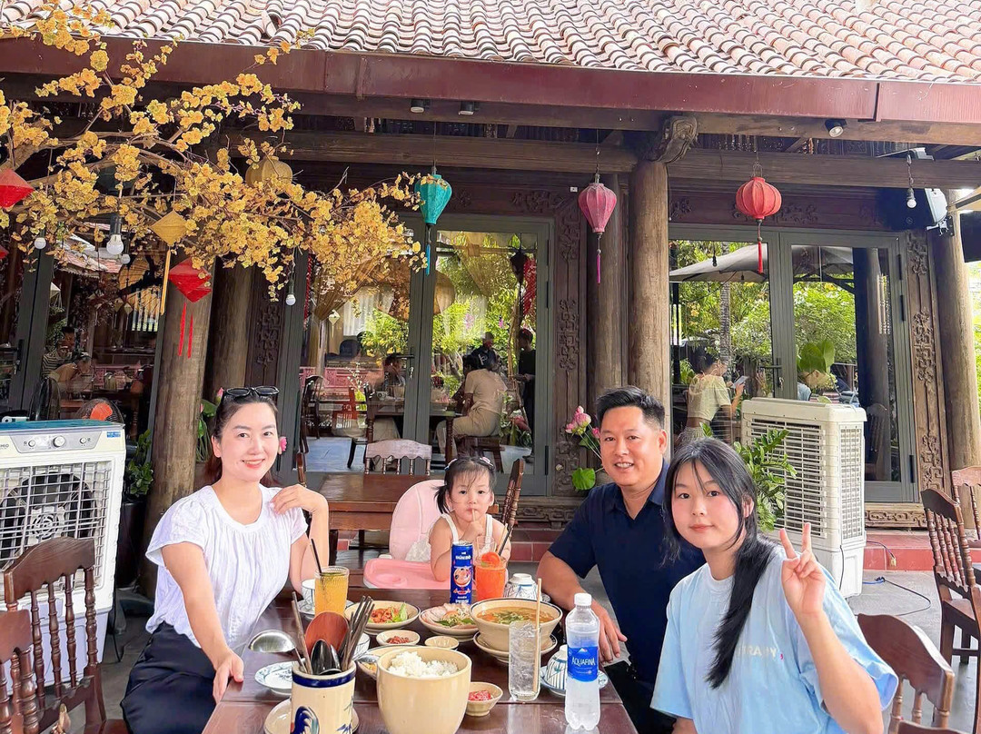 Mandarin Coffee & Restaurant