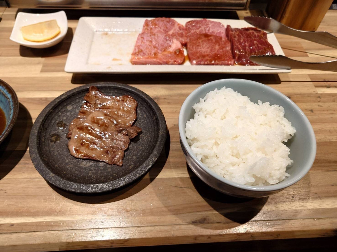 焼肉てつや