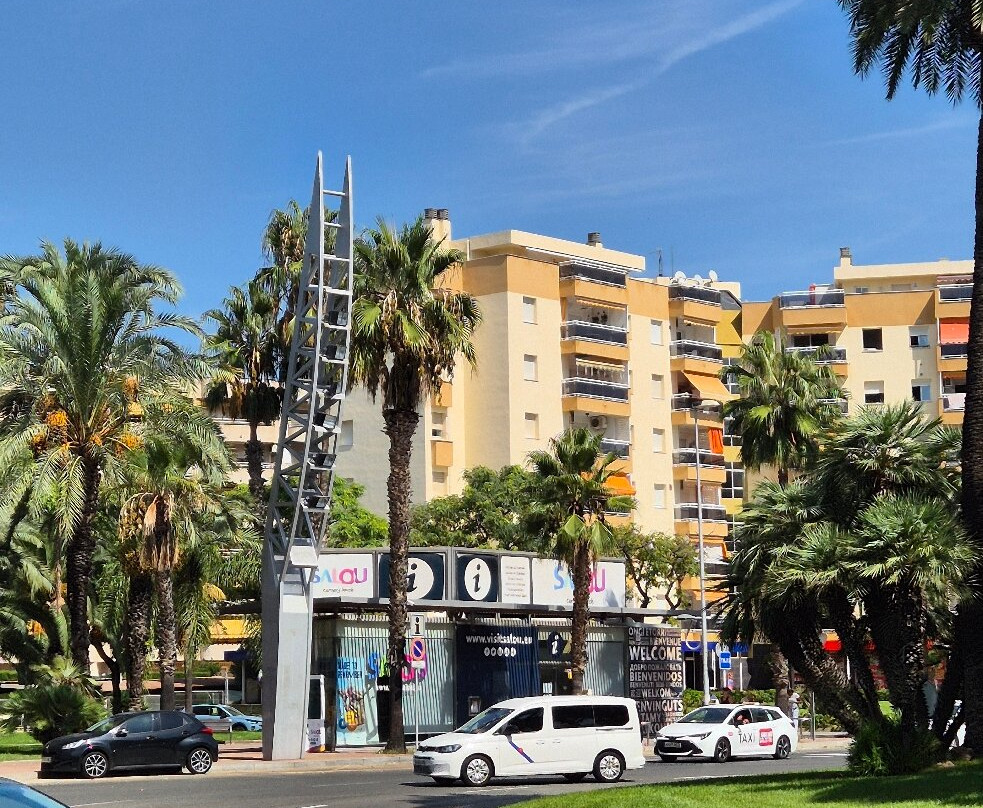 Oficina de Turisme de Salou-萨洛必去景点