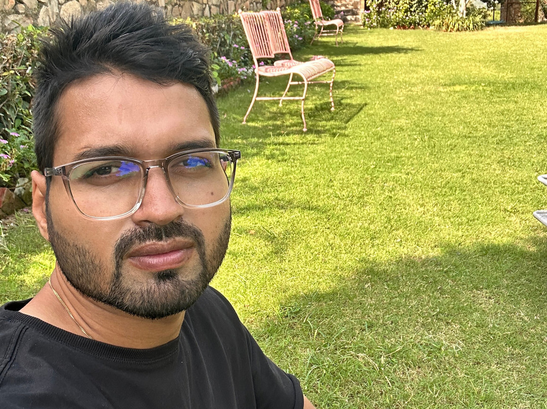 达迪卡尔堡，阿尔瓦尔主图