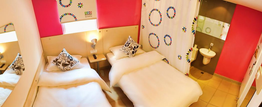 易佰良品酒店（温州南站科技学院店）主图