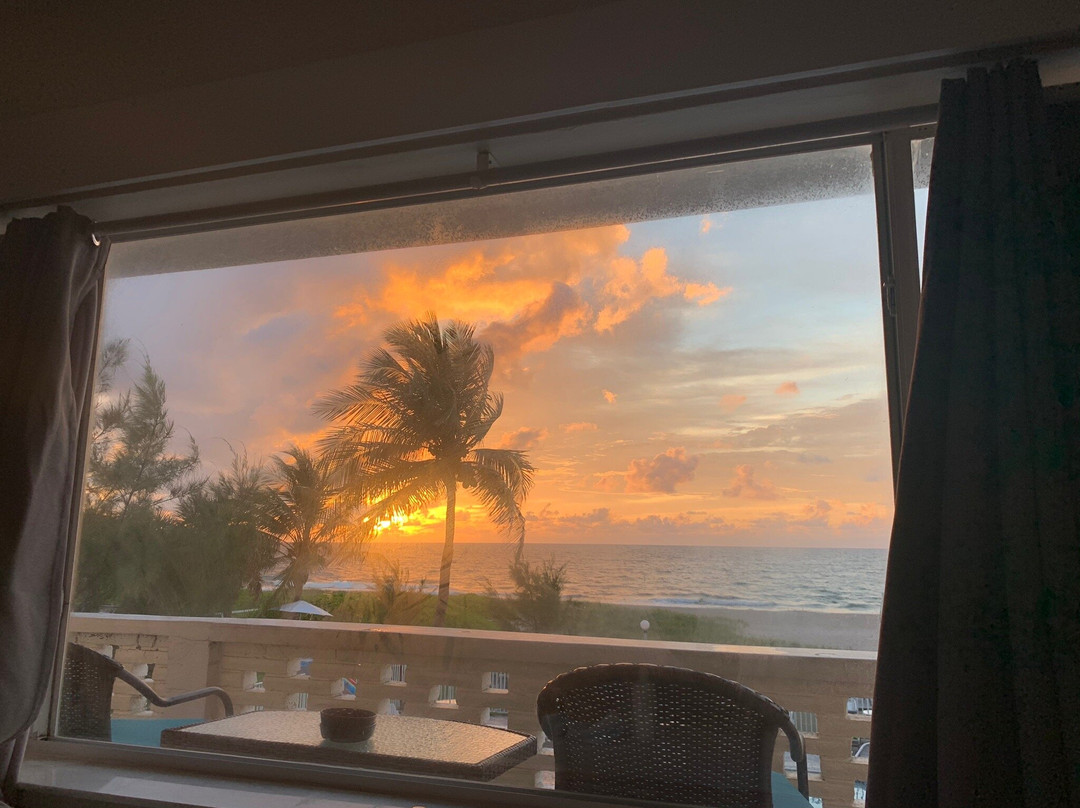 Coral Tides Resort and Beach Club