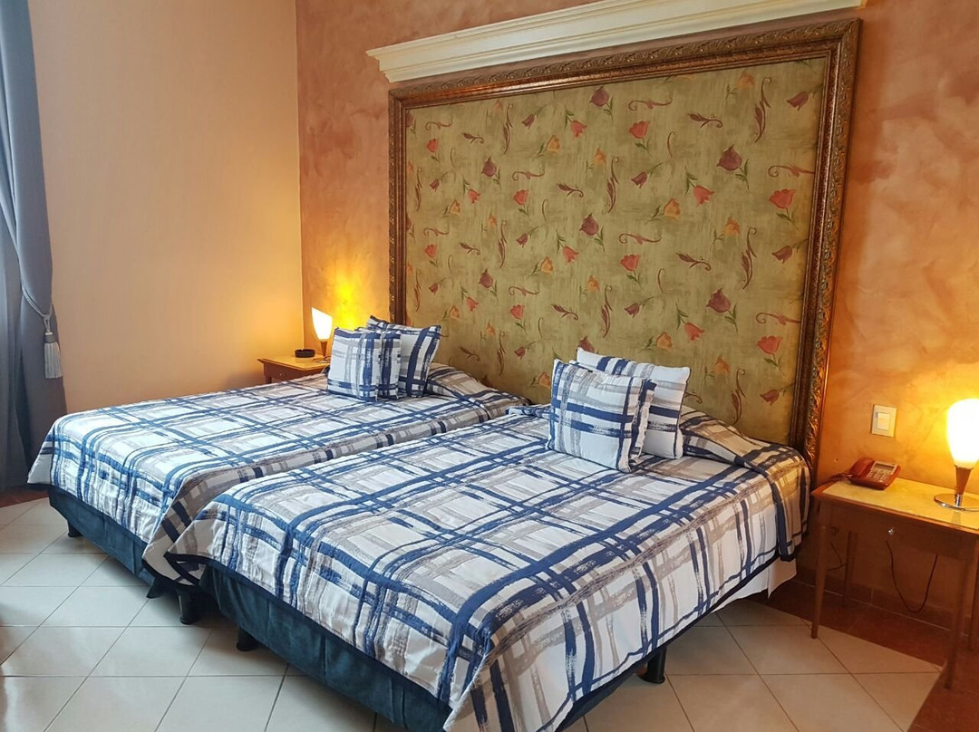 Telégrafo Axel Hotel La Habana