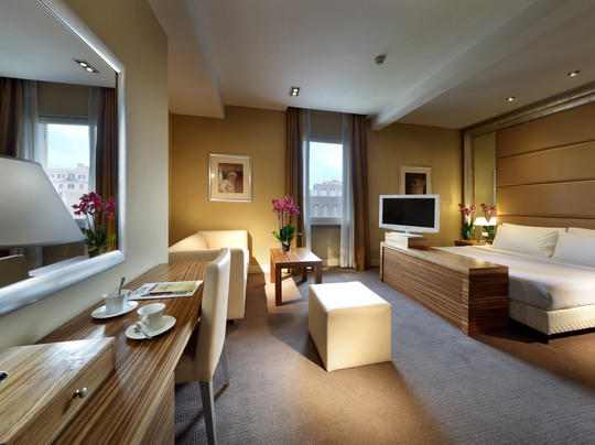 圣约翰总理饭店主图