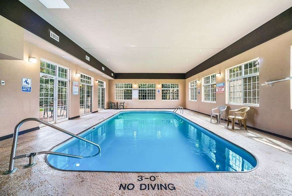 Welcome Suites O' Fallon