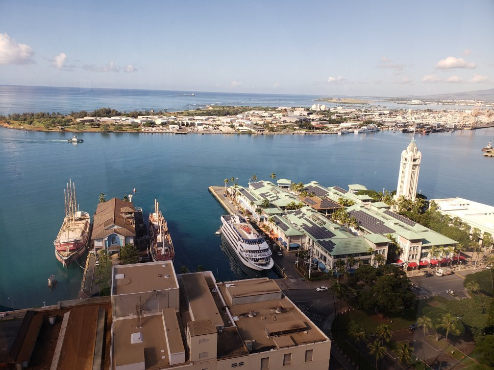 Halawa旅游景点-火奴鲁鲁海港