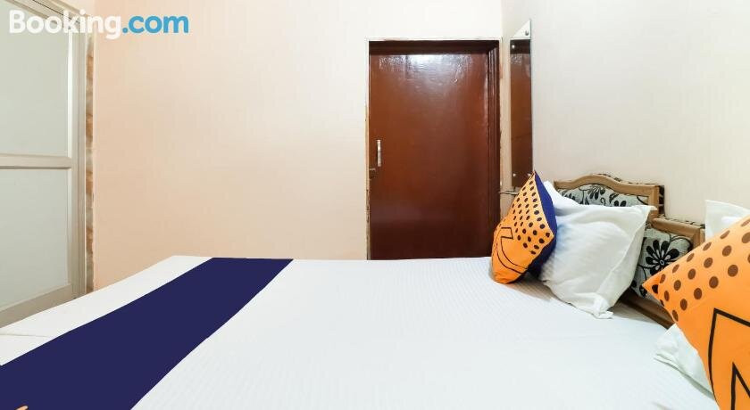 SPOT ON 77881 Kasturi Sai Darbar