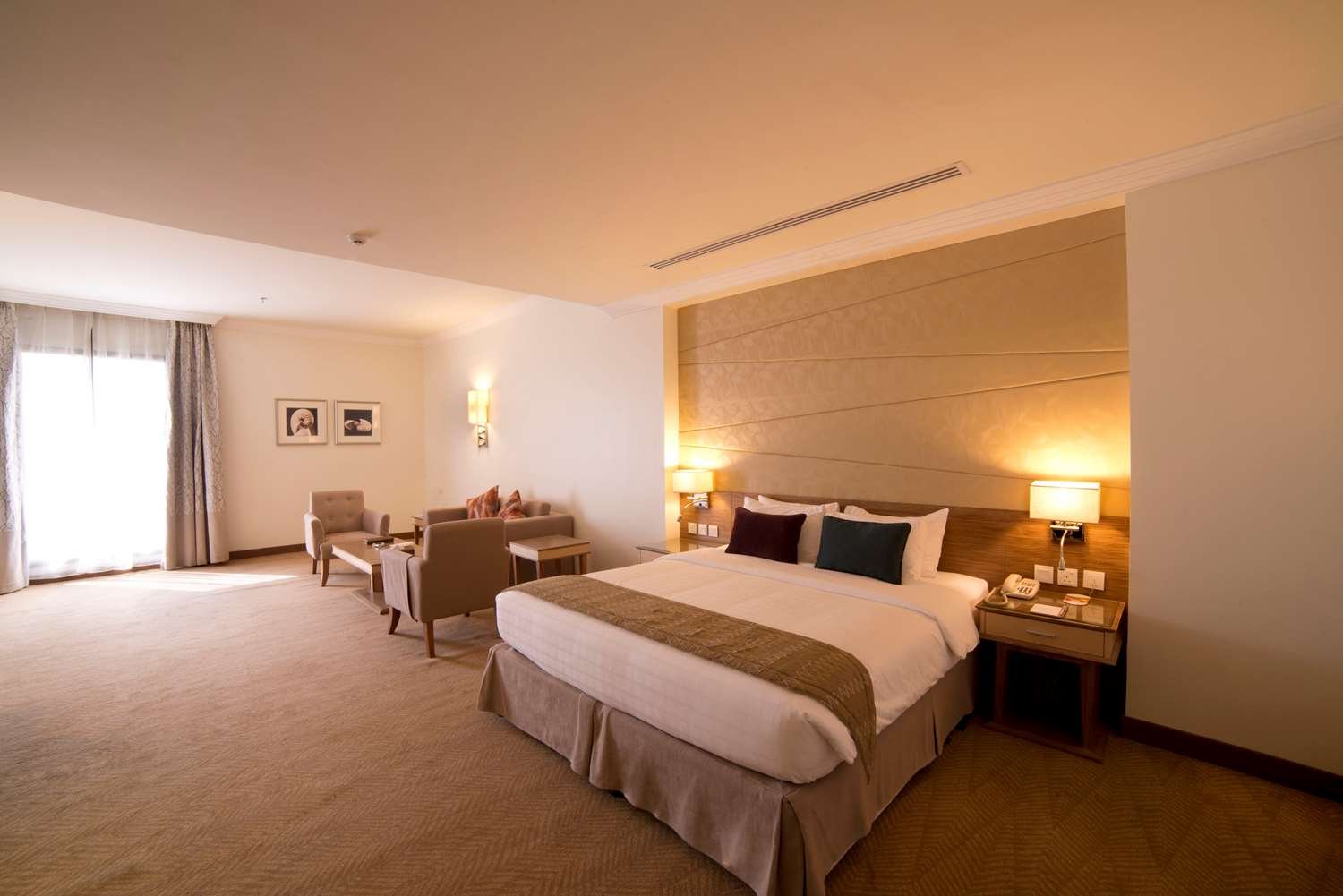 Golden Tulip Dammam Corniche Hotel-官方