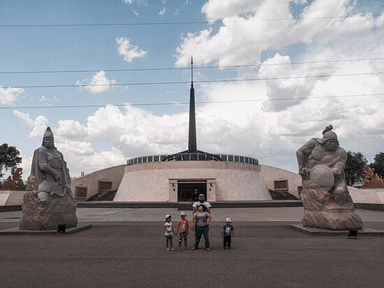 Batyr Babalar Memorial Complex景点图片