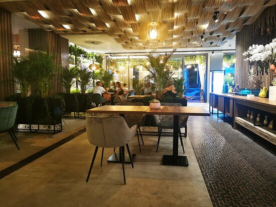 Ramada by Wyndham Ramnicu Valcea主图