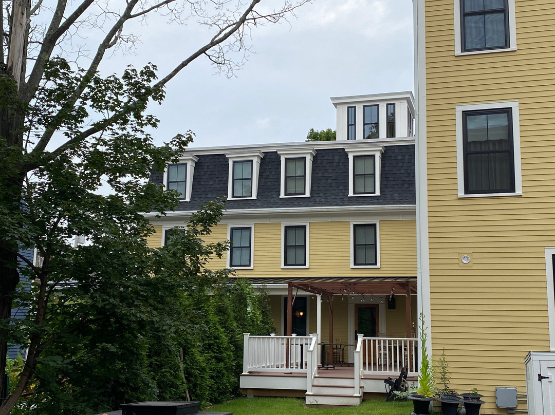 Stage House Inn