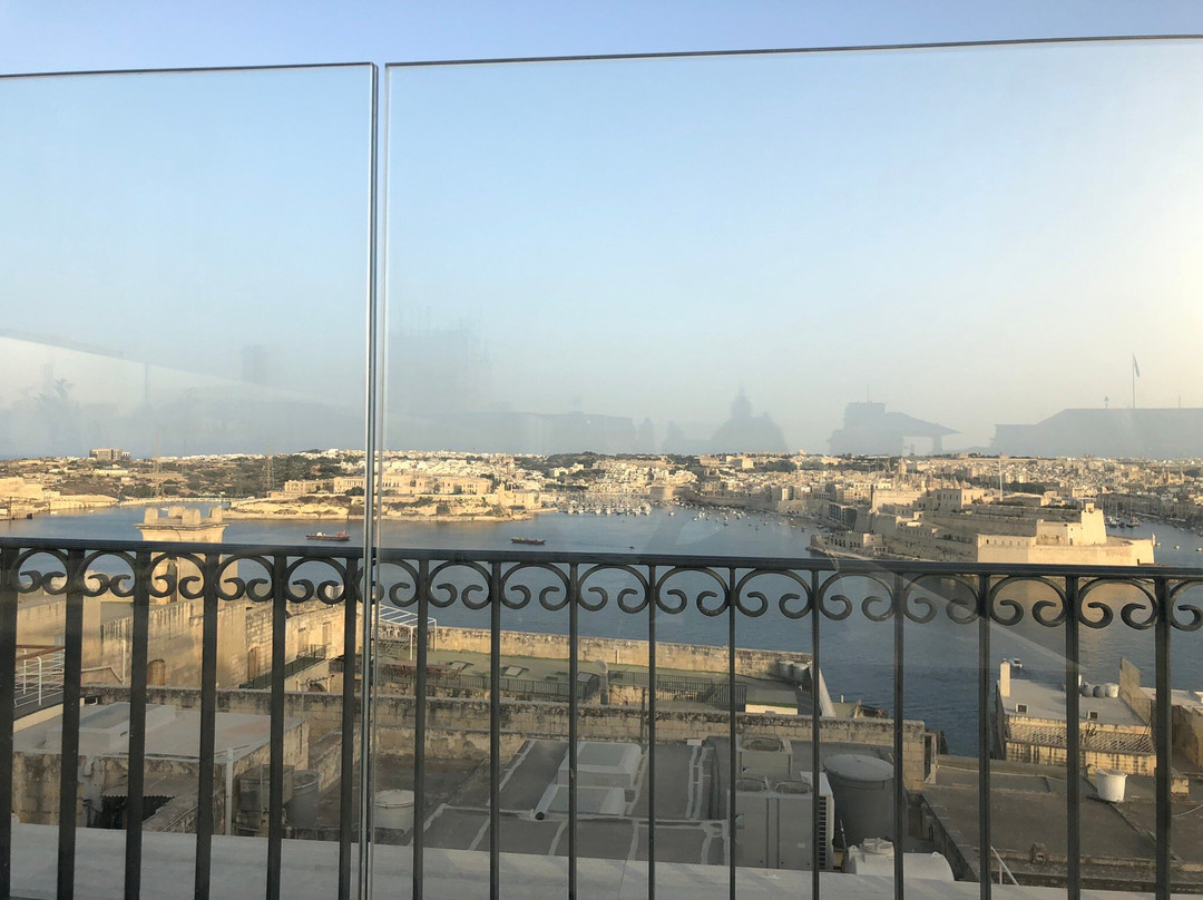 The Gomerino Hotel主图