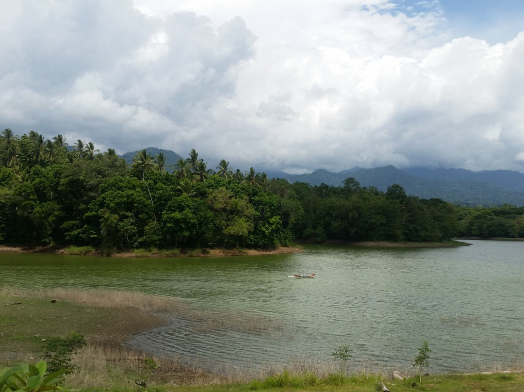 珍巴拉纳旅游景点-Palasari Dams
