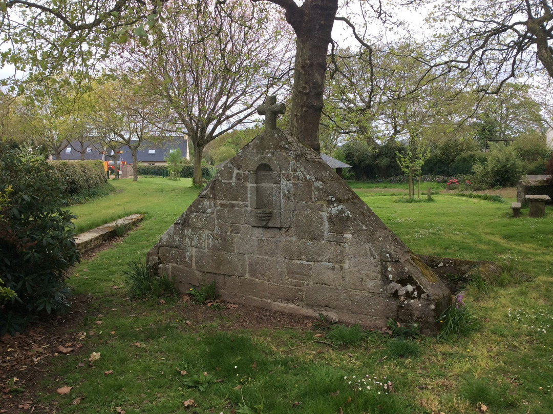 Chapelle de Kerellon景点图片