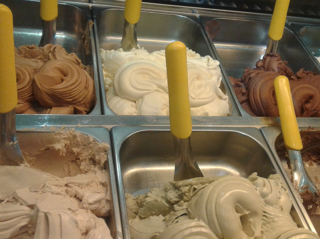 Verzuolo餐馆和美食-La Gelateria Di Verzuolo