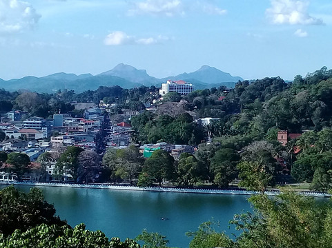 Serendipity Tours-班托塔必去景点