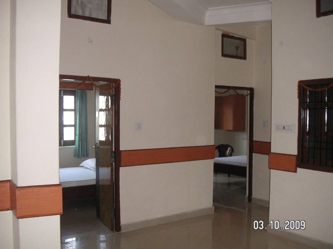 Hotel Raj Vilas