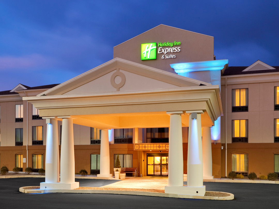Holiday Inn Express & Suites Lebanon By IHG主图