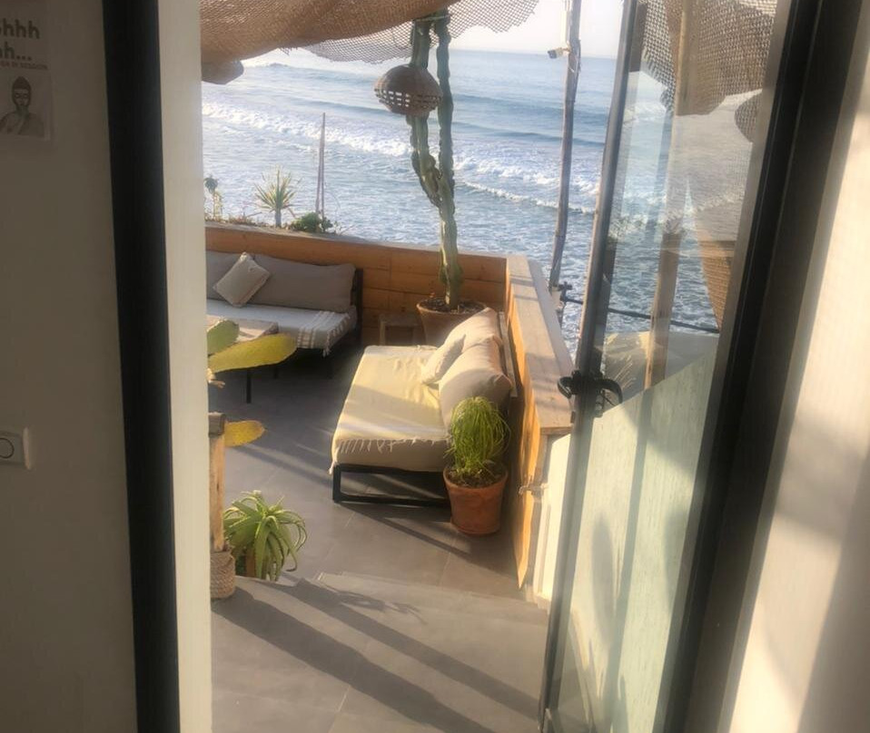 World of Waves主图