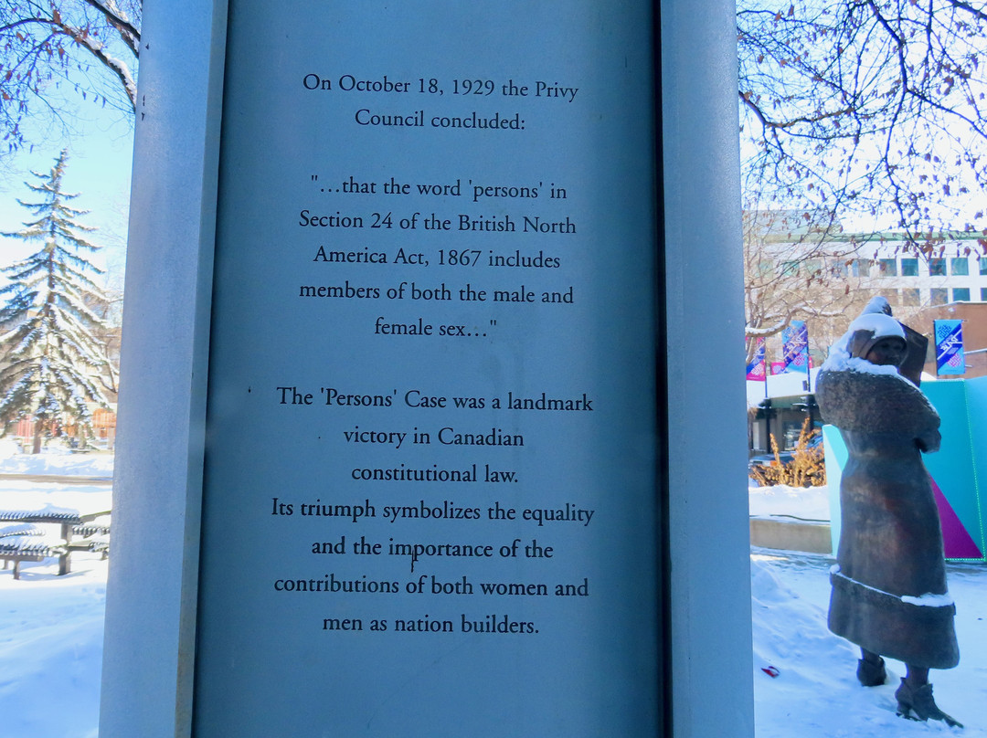 Famous Five Statues-卡尔加里必去景点