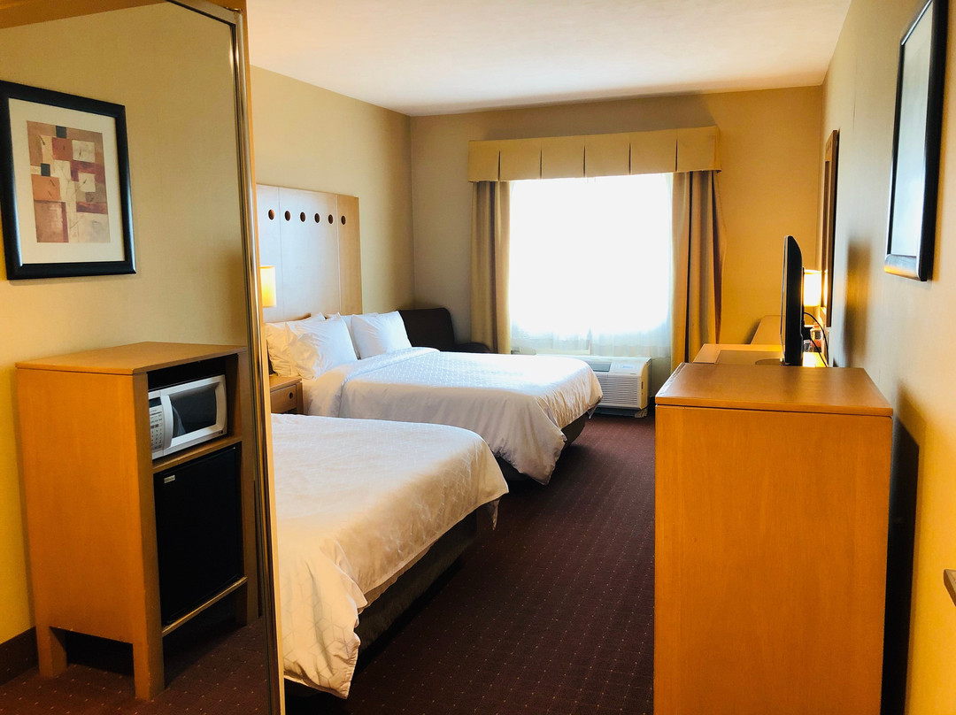 Holiday Inn Express Saltillo Zona Aeropuerto by IHG主图