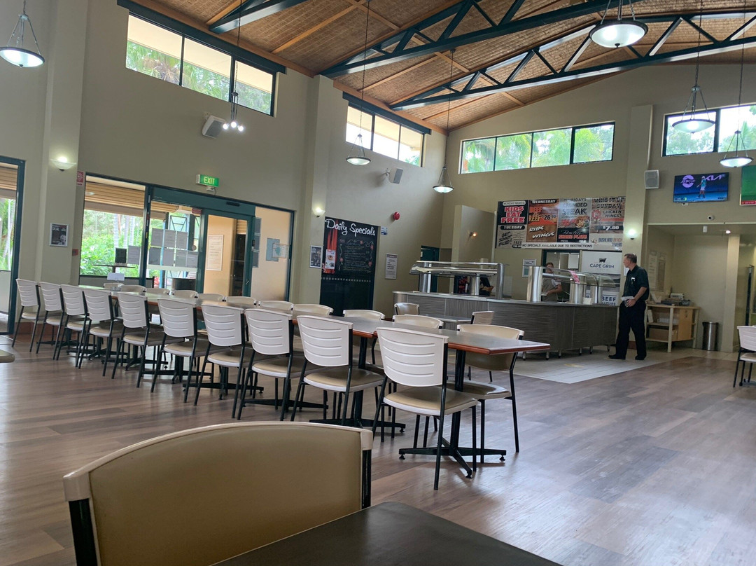 Bushland Beach Tavern主图