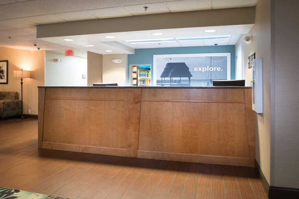 Hampton Inn Port Charlotte主图