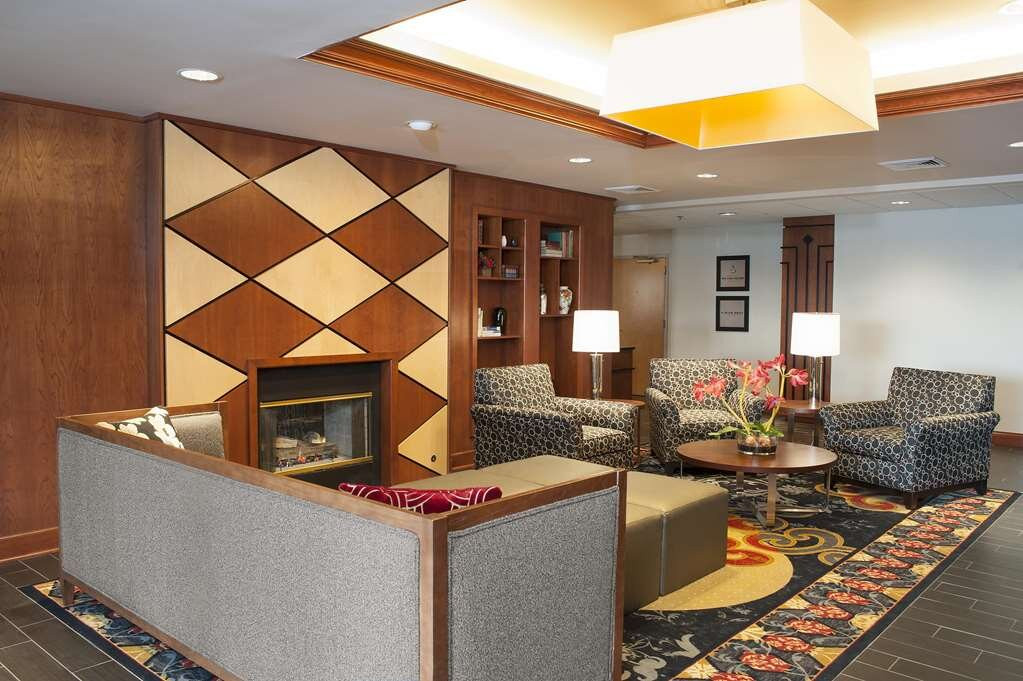 Hampton Inn Columbus/taylorsville/edinburgh主图