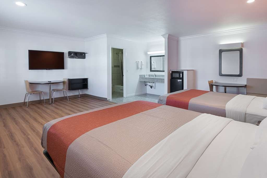 Motel 6 Lomita, CA主图