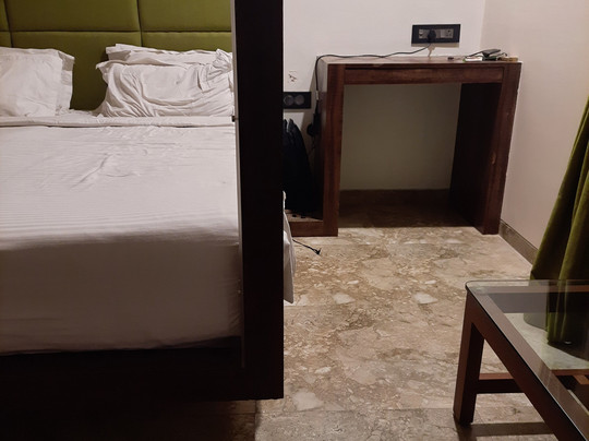 萨拉南酒店主图