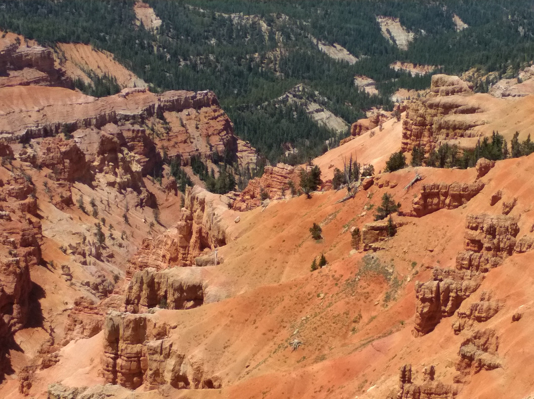 Sunset View Overlook at Cedar Breaks National Monument景点图片