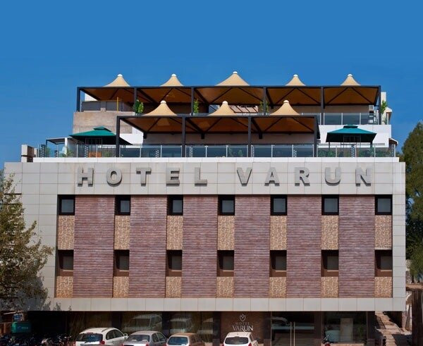 Hotel Varun主图