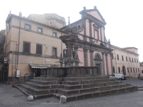 Fontana Grande-维泰博必去景点