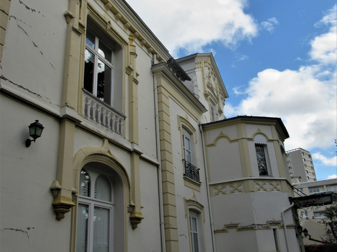 Château Des Cèdres Ou Lombard景点图片