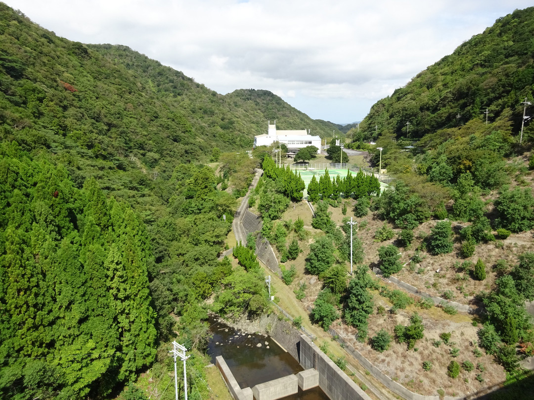 Yuzuruha Dam Park-南淡路市必去景点